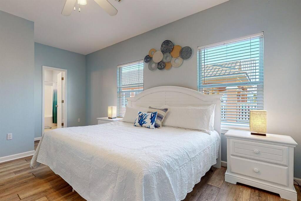 Eye-Catching Property W/ Picturesque Coastal Views Gulf Shores Esterno foto