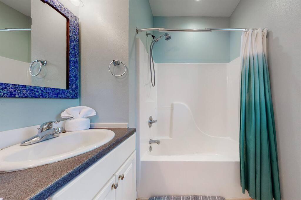 Eye-Catching Property W/ Picturesque Coastal Views Gulf Shores Esterno foto