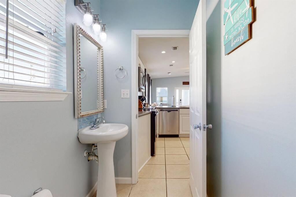 Eye-Catching Property W/ Picturesque Coastal Views Gulf Shores Esterno foto